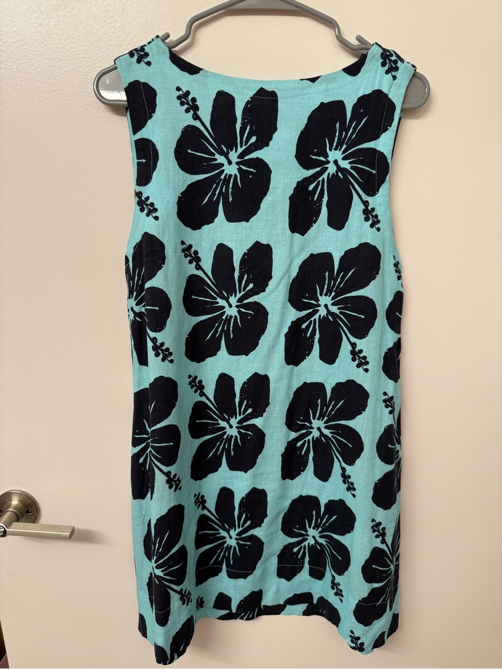 VRG GRL Floral Mini Dress in Blue & Black size small